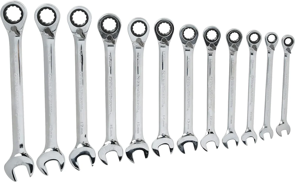 GEARWRENCH 9620N 12 Piece Reversible Ratcheting Combination Wrench Set, Metric, 12 Point