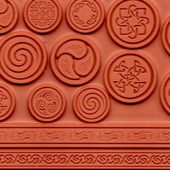 Wanaree Tanner Signature Texture Plate - Circle of Life