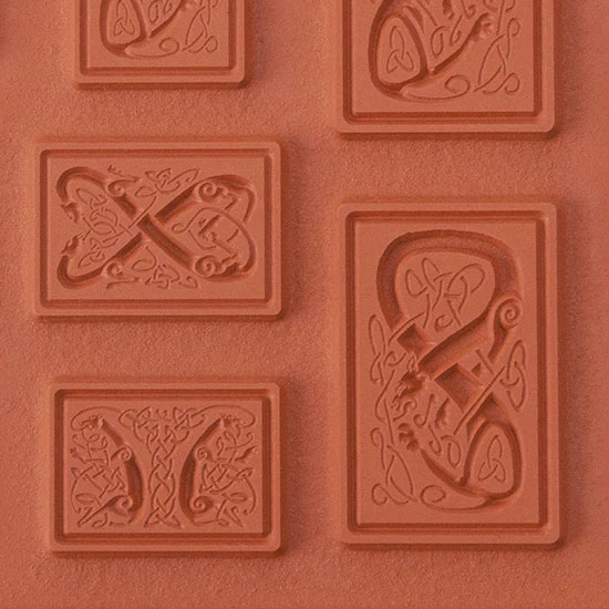 Wanaree Tanner Texture Plate - Special Edition Celtic Hounds