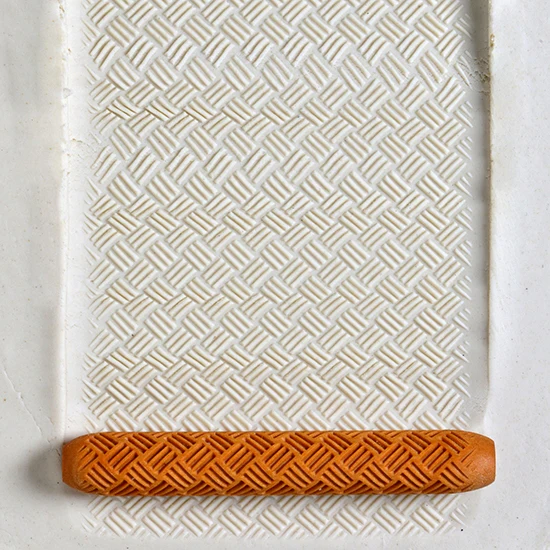 Wooden Hand Roller - Fine Basketweave