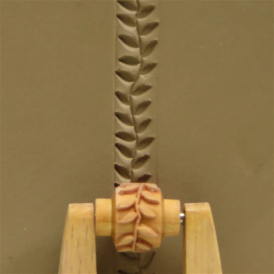 Wooden Mini Roller - Leafy Vine 10mm