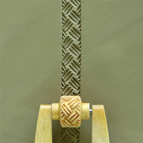 Wooden Mini Roller - Basketweave 3 - 10mm
